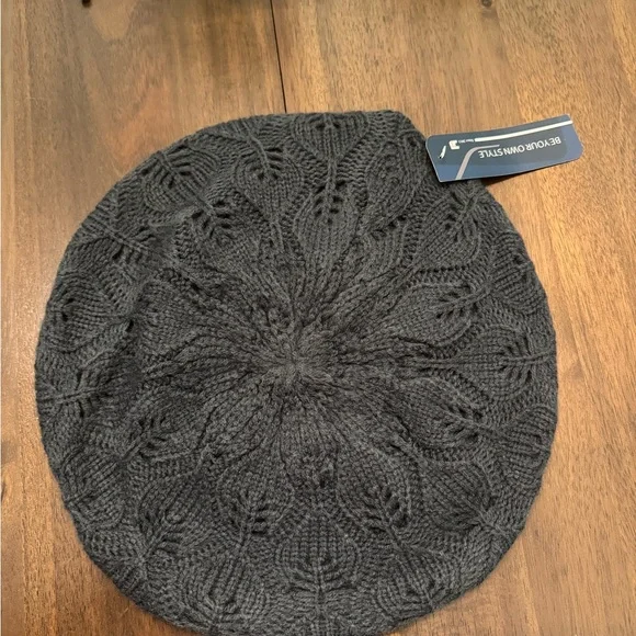 Gray Knit Beret - Picture 2 of 4